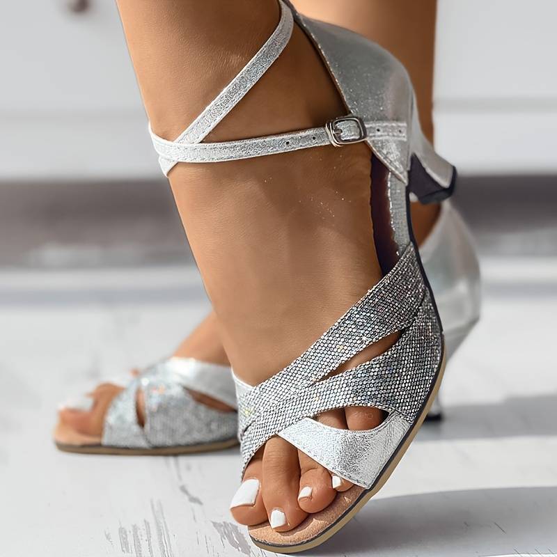 Simone | Elegante Absätze mit Pailletten