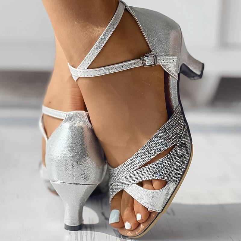 Simone | Elegante Absätze mit Pailletten