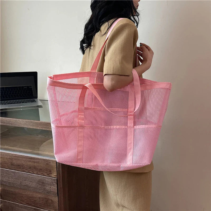 Mira | Große Strandtasche aus leichtem Mesh für Strand und Reisen
