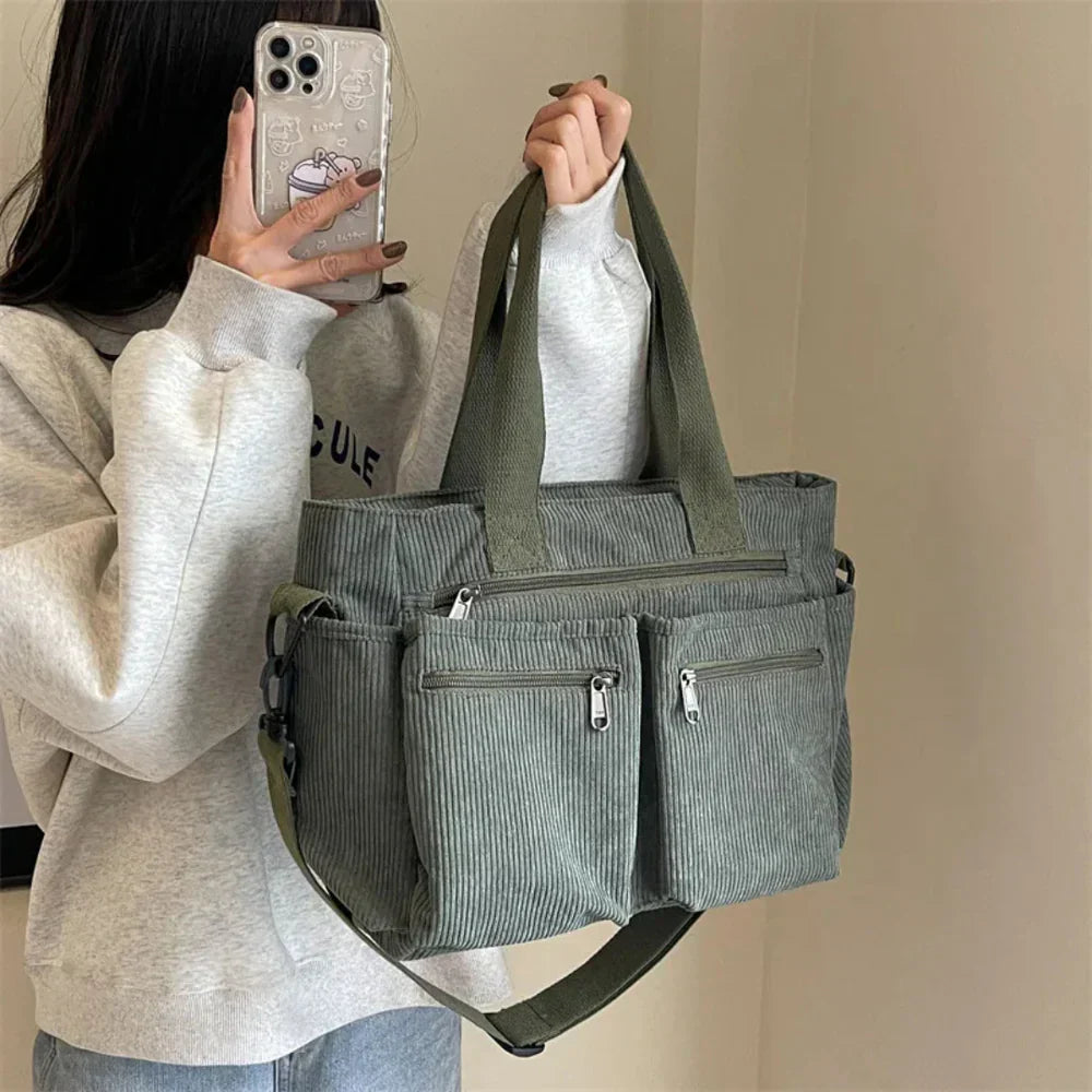 Klaudia | Handtasche Damen aus Cord, Luxuriöse Tragetasche für Alltag und Reisen