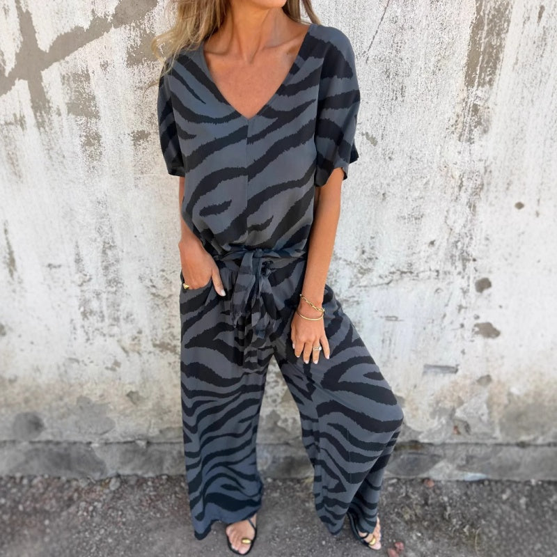 Patricia | Elegantes Ensemble mit V-Ausschnitt