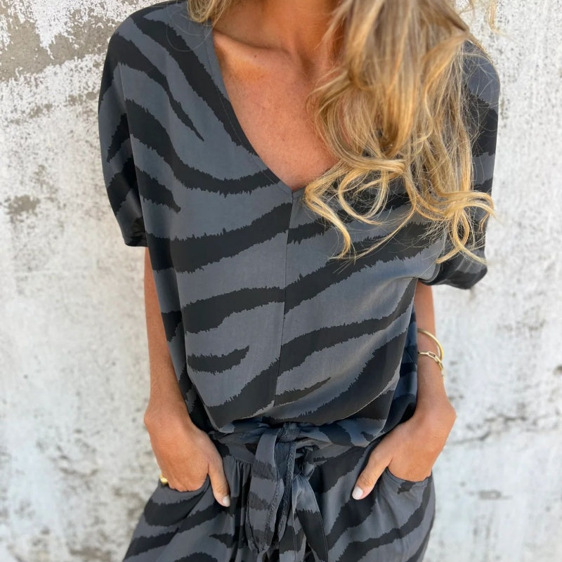 Patricia | Elegantes Ensemble mit V-Ausschnitt
