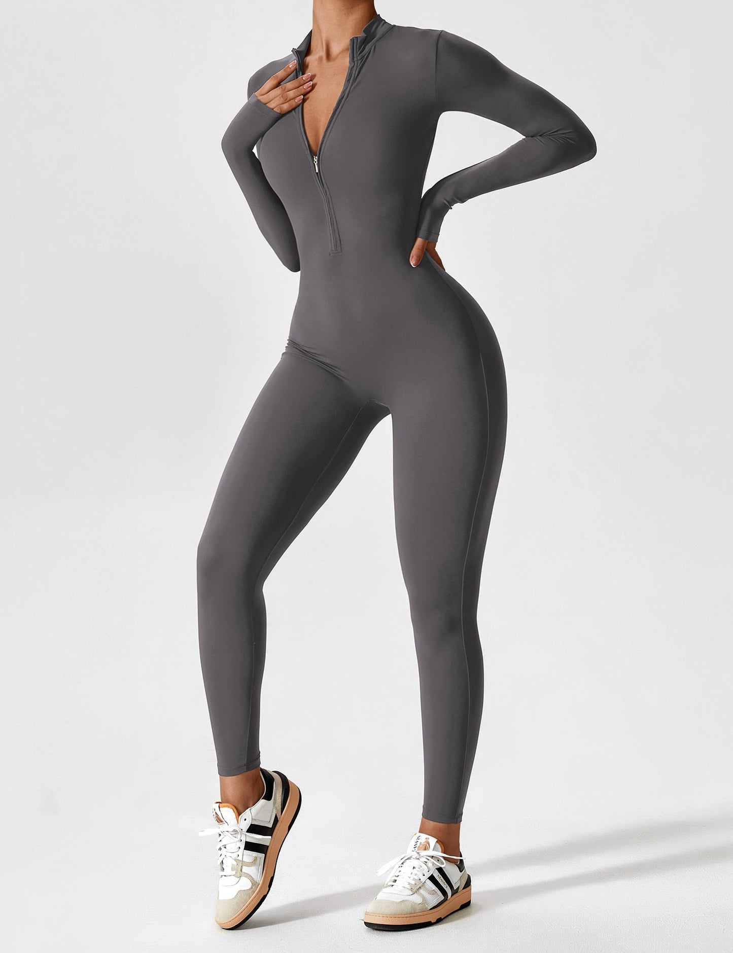 Veronika | Modischer Jumpsuit mit Reißverschluss