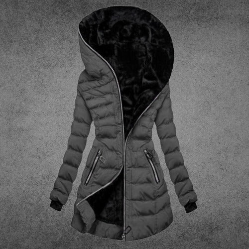 Ingeborg | Elegant in einer warmen Winterjacke