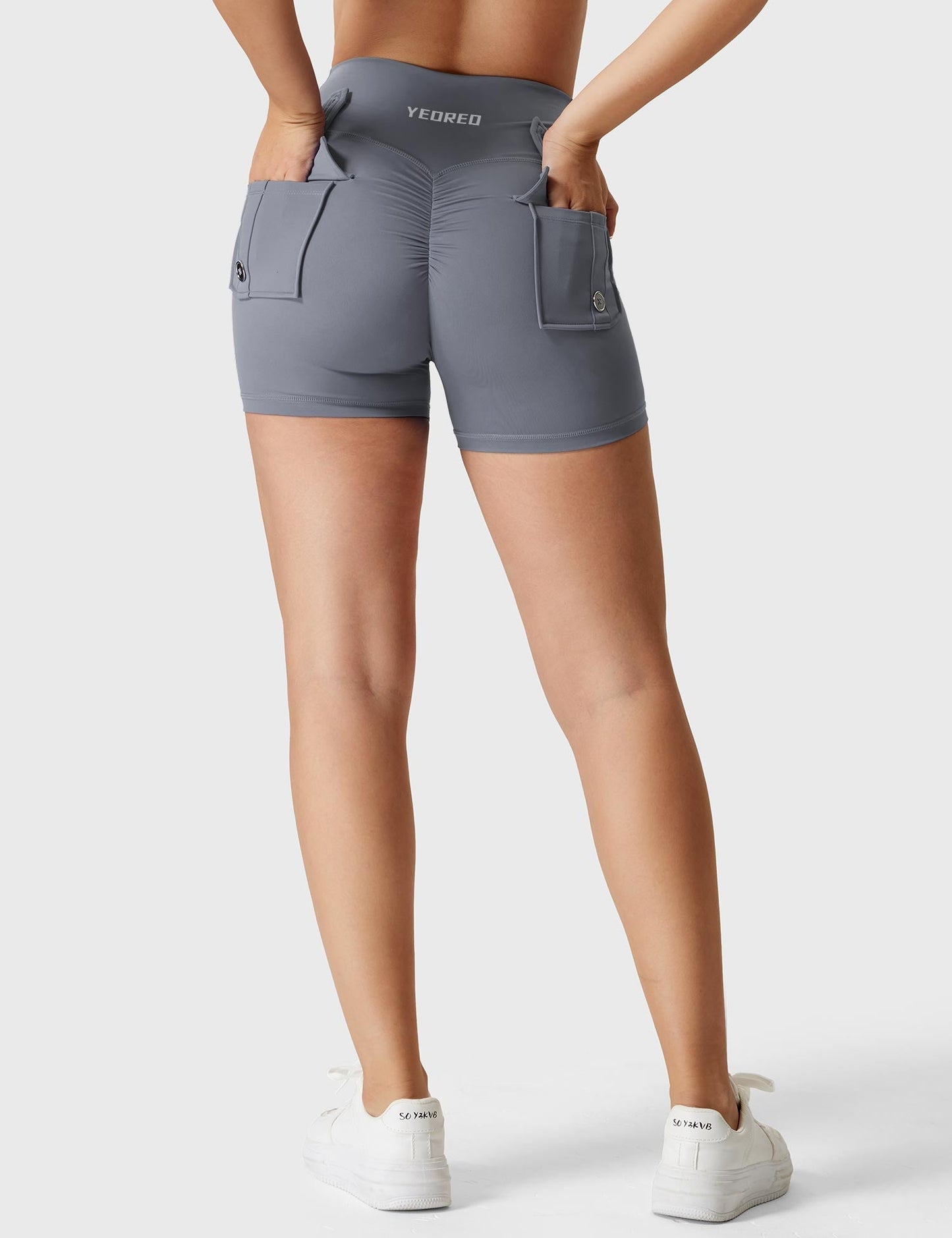 Susanne | Elegante Trägershorts