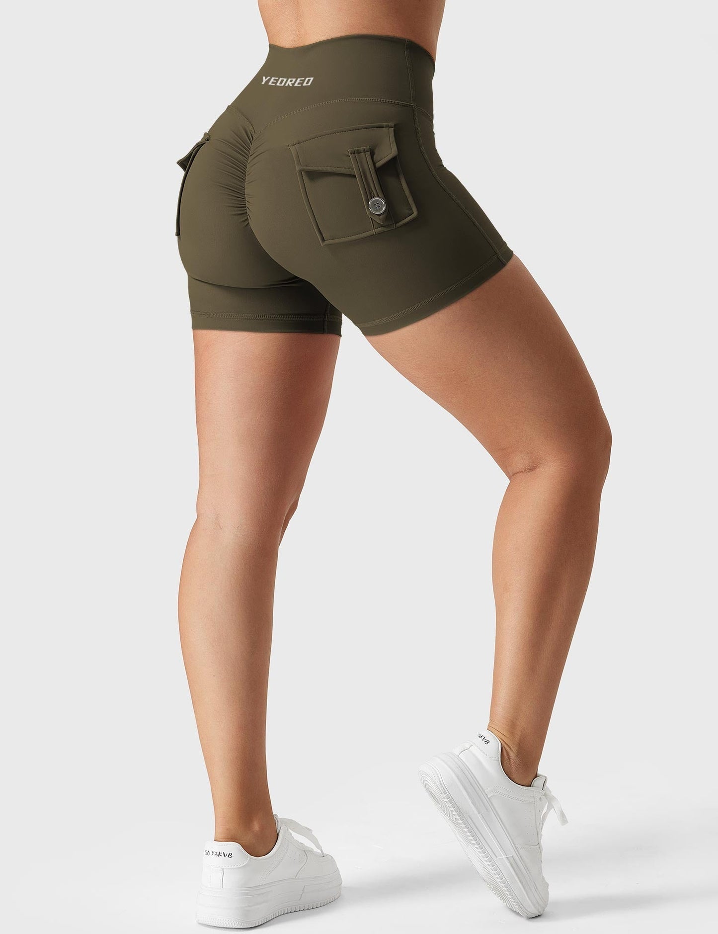 Susanne | Elegante Trägershorts