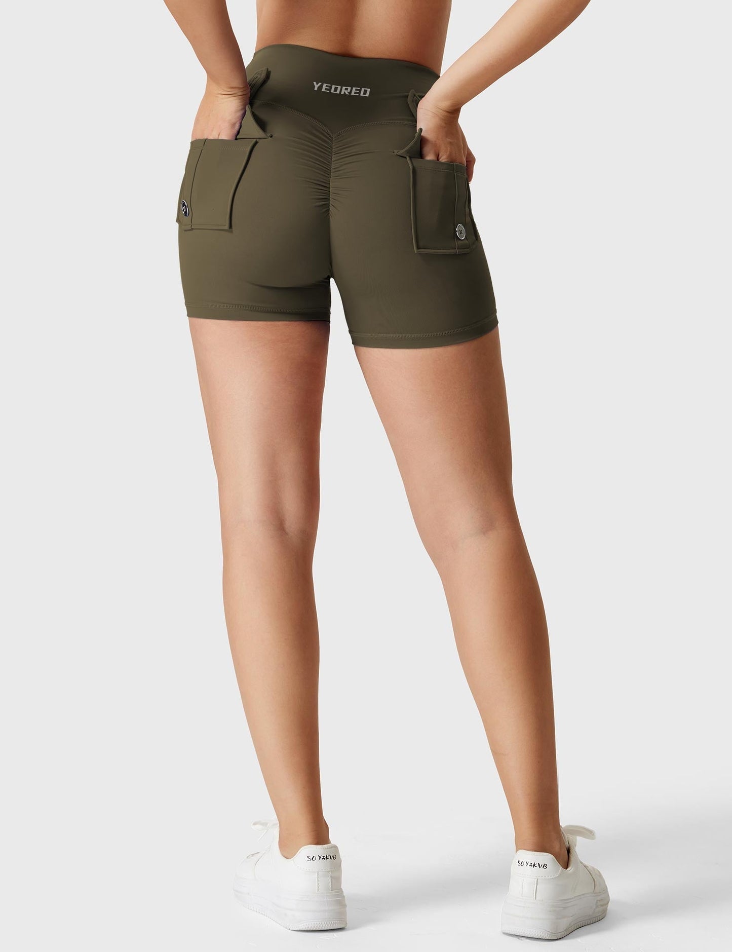 Susanne | Elegante Trägershorts
